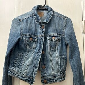 American Eagle Outfitters Classic Blue Jean Jacket